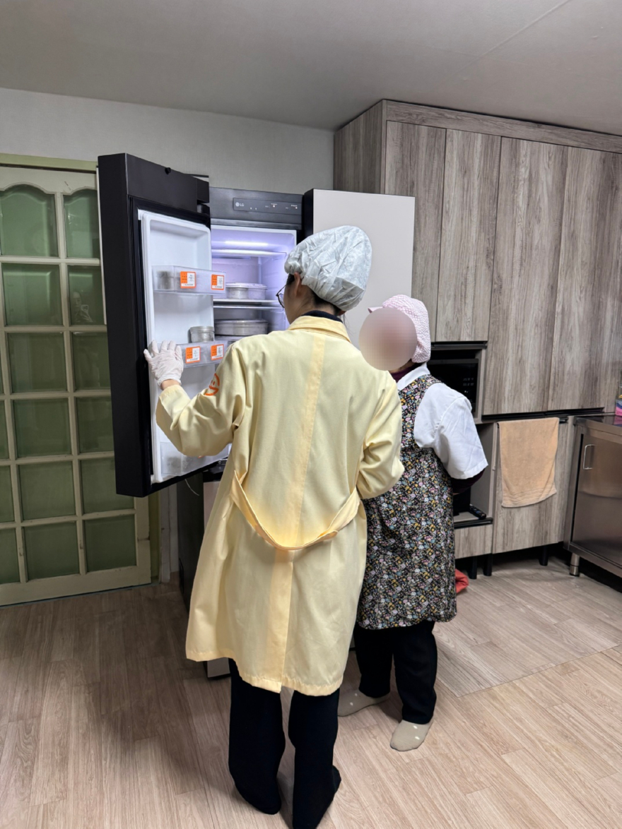 9일 (홍성군어린이급식관리지원센터, 순회방문지도 실시).jpg