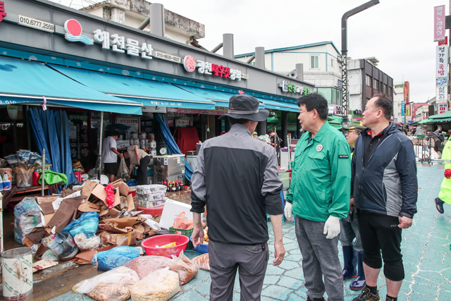 (사진)오성환 당진시장 전통시장 방문.JPG