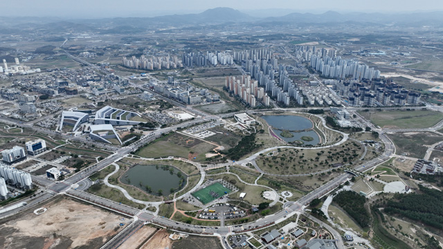 4일 (충남혁신도시관리본부, 내포신도시 공원 내 이륜차 통행 단속 시행)_내포신도시 전경.jpg