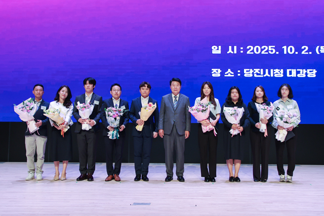 (사진3)적극행정 우수공무원 시상식1.JPG