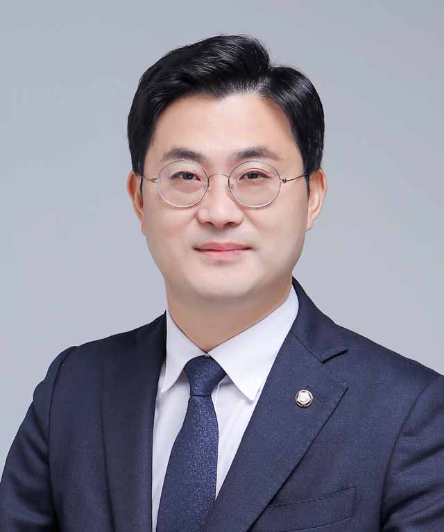 이정문_의원_프로필_고용량.jpg