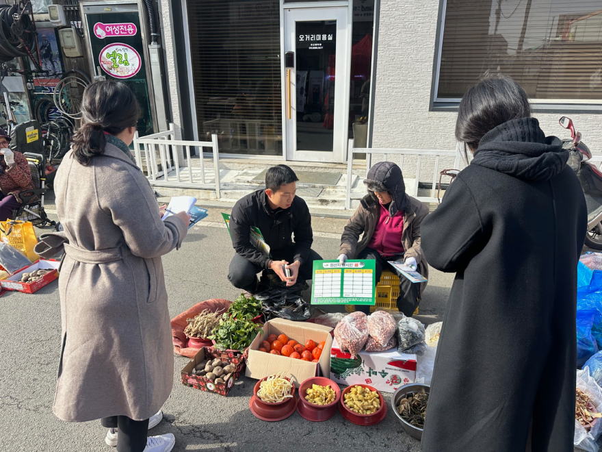 6.원산지표시제 합동 단속 모습.jpeg