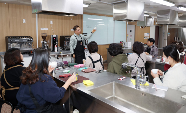 교육문화센터 혁신대학 교육프로그램 (2).JPG