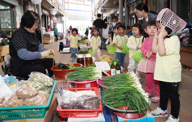 상권분석(서부시장 지역경제활성화 행사) (1).JPG
