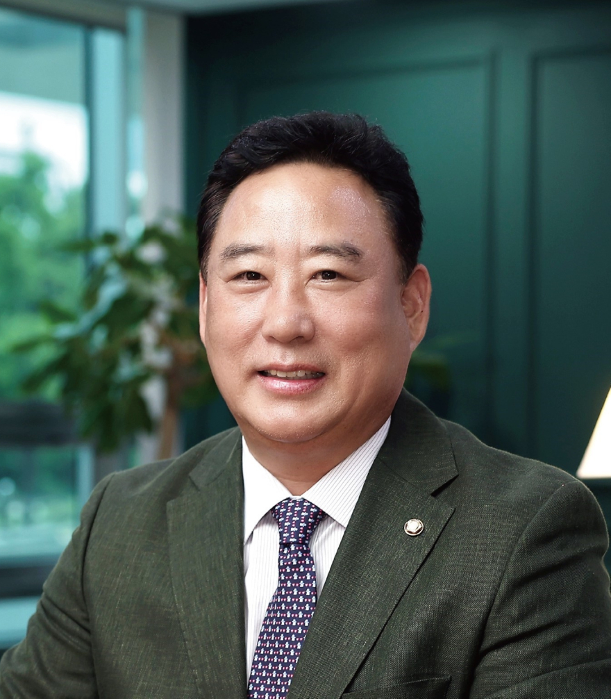 프로필_사진_어기구_국회의원_5-7.jpg