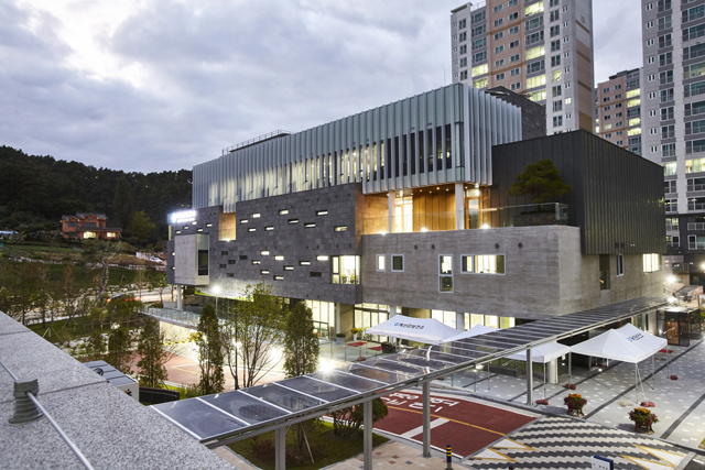 2.예산군보건소 전경.jpg
