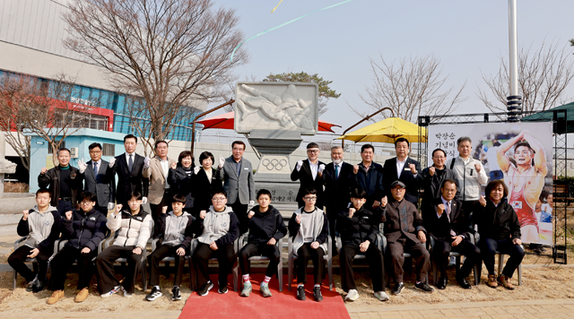 2. 박장순 기념비 이전 제막식 행사 (1).jpg