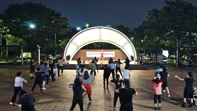 4.안산시,‘건강체육 야간운동교실’운영… 건강생활 습관 형성 지원.jpg
