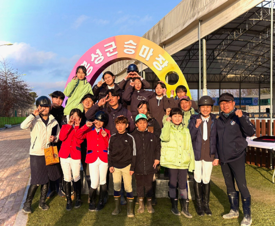 8일 (홍성군 유소년 승마단, 충남소년체전서 다수 입상 1).jpg
