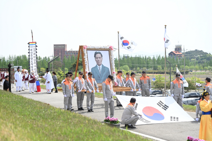 1.매헌 윤봉길의사 상하이 의거 제94주년 기념제 사진 (3).JPG