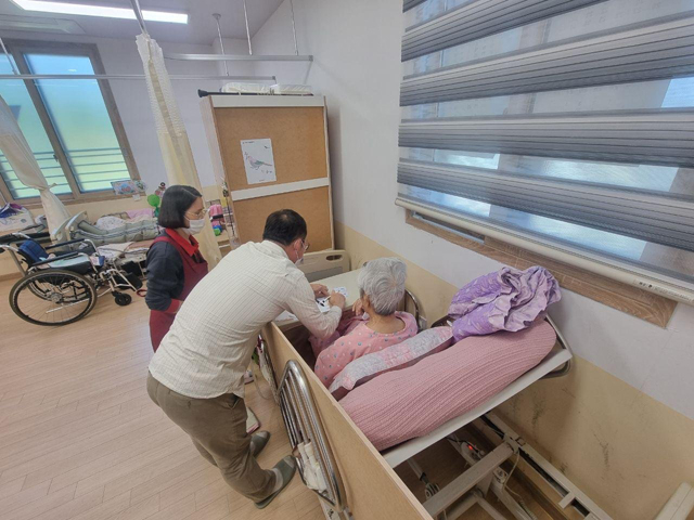 2. 찾아가는 현장 접수(천북면-살렘 요양원).jpg