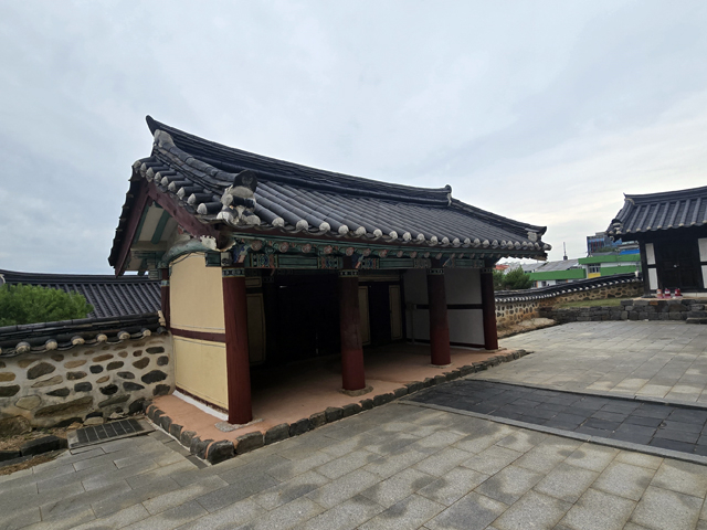 (사진2)당진향교 전경(2).jpg