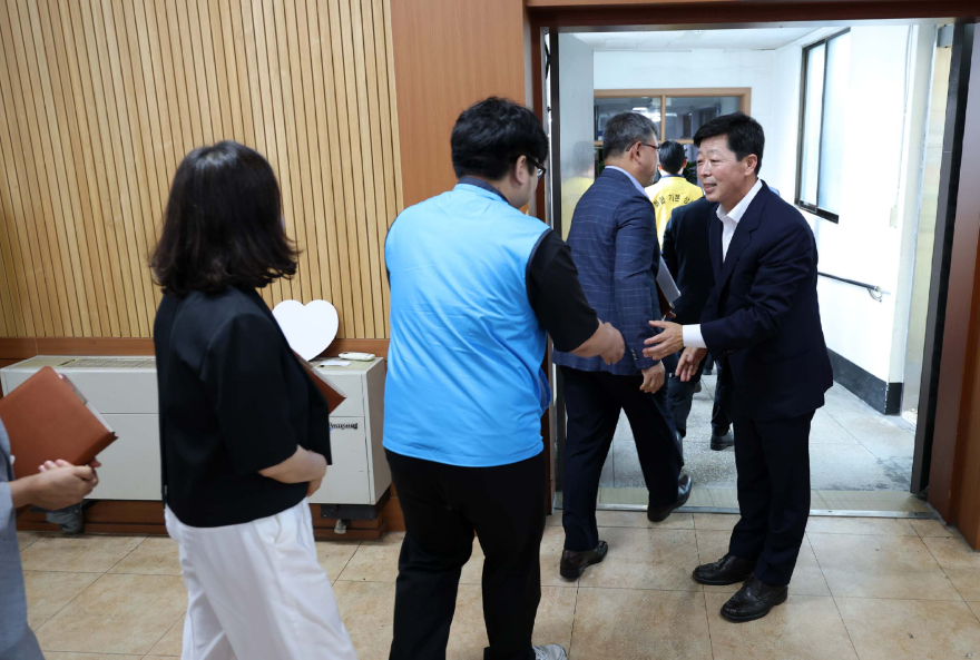 15일(홍성군, 민선9기 직원모임 ‘감동’을 배달합니다!1).jpg