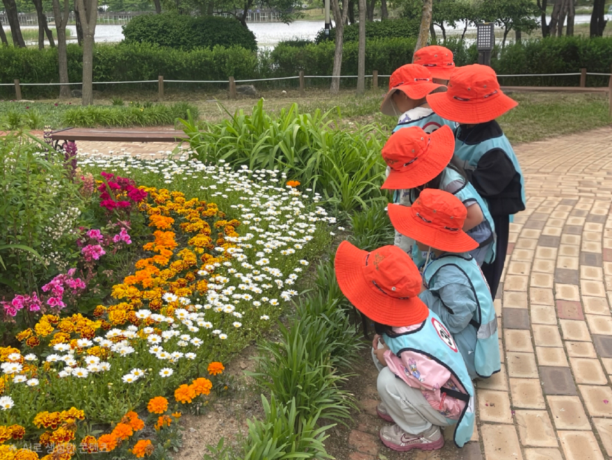 8. 자연과 인간, 공동체가 하나 되는 아산시 ‘상생의 정원문화체험’(1).jpg