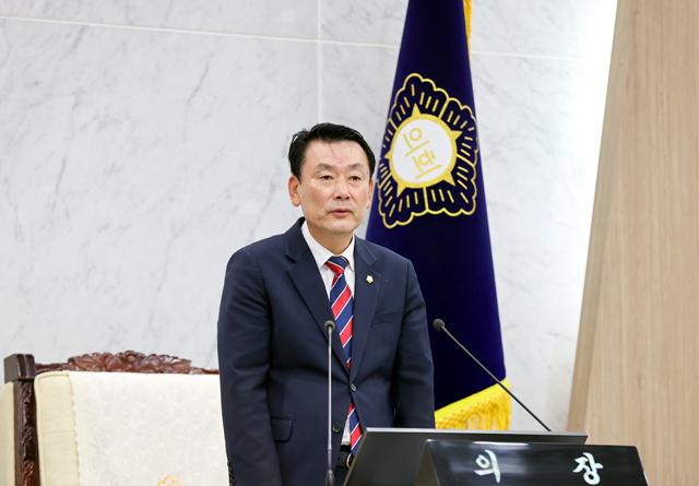 제5대 당진시의회, 전반기 원구성 김선호 의장님.jpg