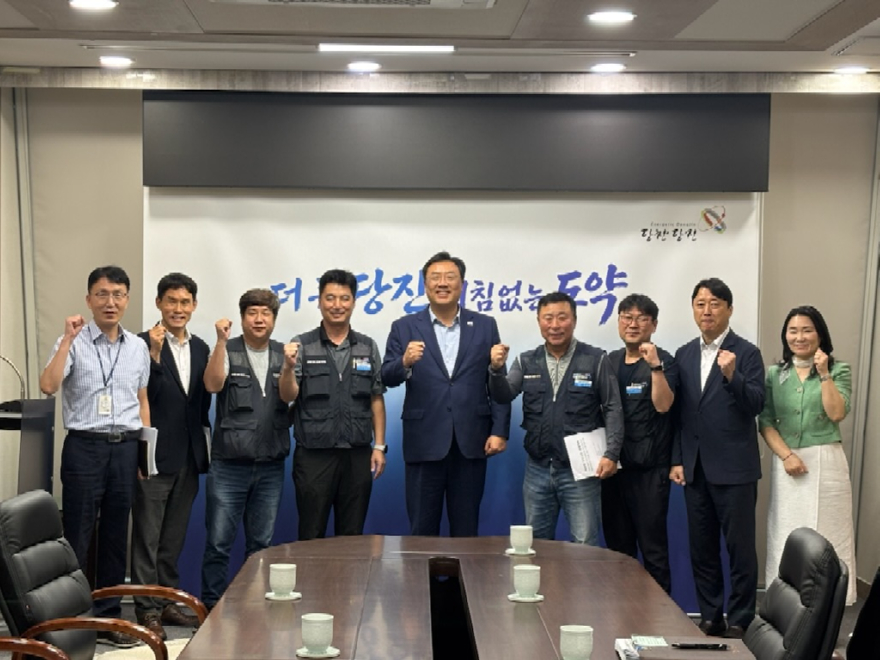 (사진5)화물연대 면담 사진.jpg