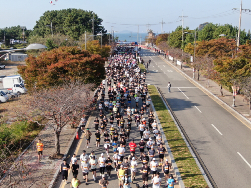 1. 17일 제7회 문화체육관광부장관배 충청남도 태안 전국어울림마라톤대회 개최 모습5.JPG