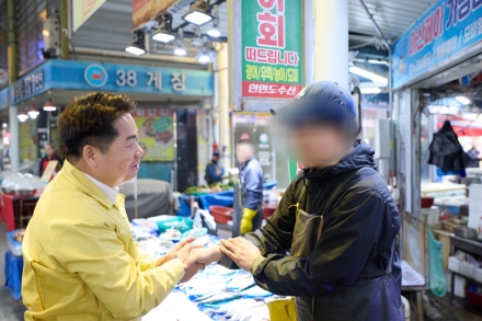 아산시, 온양온천시장 복합지원센터 정상화 계기 현장 소통