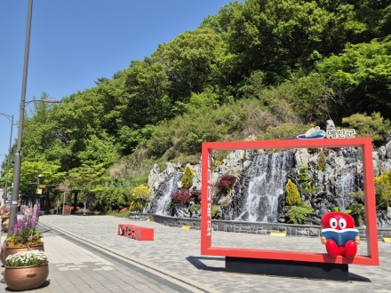 예산군, 인공폭포 통합관리로 에너지 효율 높여… 쾌적한 휴식공간 조성