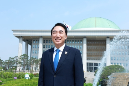 박수현 충청남도지사 예비후보 등록,  ‘본격 선거전 돌입’