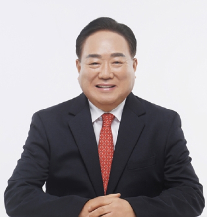 이병학(學)“공주 학부모의 발과 손이 되겠습니다” 아이 키우기 가장 좋은 도시 공주... 돌봄·통학 교육청이 책임