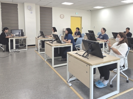 태안군, 신중년 'AI 배움터' 운영 마쳐