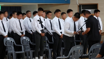 배재고 야구부, 징계 감경으로 봉황대기 출전길 열려…"솜방망이 처벌" 반발도