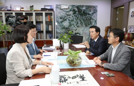 박수현 충남지사 "발전공기업 통합본사, 충남에 설치해야"