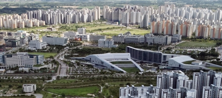 반도체 덕에 1년치 수출 반년만에 돌파