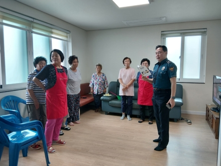 서산경찰서 성연파출소, 기관 사칭 보이스피싱 예방 홍보활동 전개!