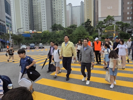 당진시, 기지초 앞 대각선 횡단보도 정식 운영
