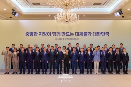 아산시 오세현 시장, 이재명 대통령 만나 “기초정부에 과감한 권한이양” 건의
