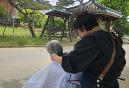 서산시, 추석 전 어르신 안부 챙겨 ‘행복한 명절 손 보태’