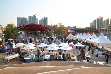 태안군, ‘퇴근길 광장에서 수제맥주와 라이브를!’ 태안 원도심 깨운 풍류의 밤