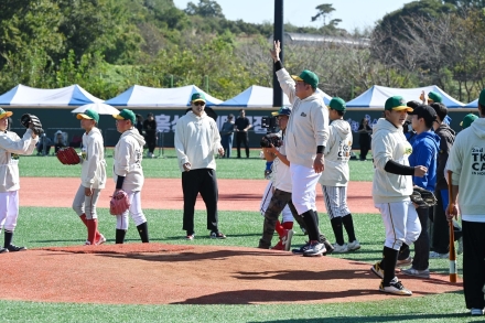 KBO 스타 9명, 홍성 결성면서 야구 꿈나무 키운다