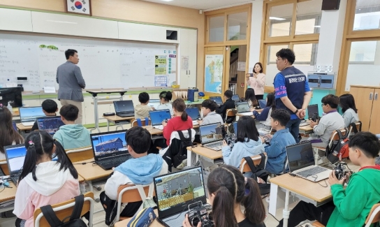 태안군,  “어서와 드론은 처음이지?” 초등생 대상 드론 체험교육 진행