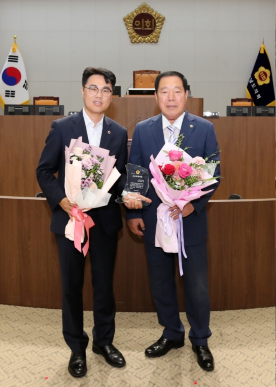 정병인 충남도의원, 2024 우수의정대상 수상