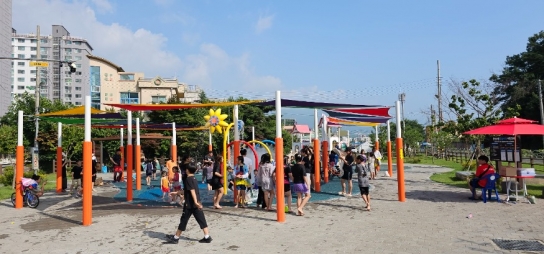 보령시, 도심속 무더위 해소...물놀이장 개장
