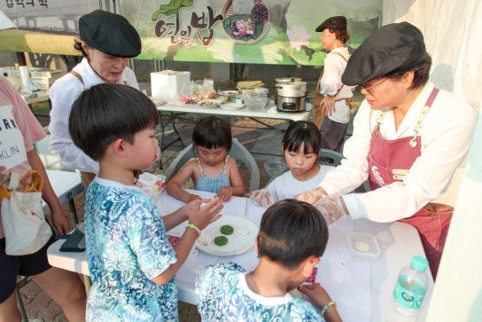 당진시, 2024 당진 문화유산야행 무더위에도 많은 시민 발걸음