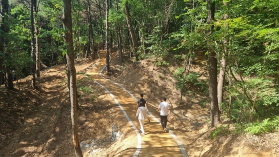 당진시, 계림공원에 맨발 산책로 조성