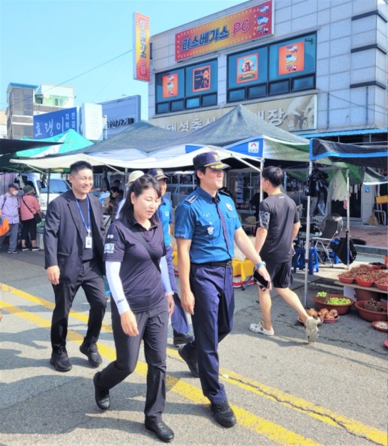 당진경찰서, 추석명절 대비 당진전통시장 합동순찰 실시
