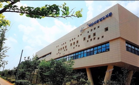 아산시 중앙도서관에서 만나는 「한강의 서재」