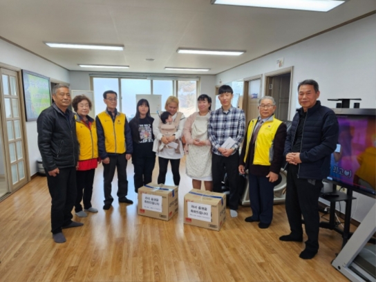 당진시, 고대면 노인회분회, 고대면 관내 출생아를 위해 현물지원 봉사