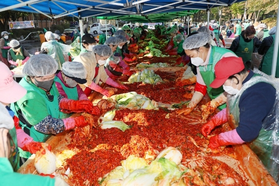 평택시 새마을회 ‘사랑의 김장 나누기’ 성황리에 진행