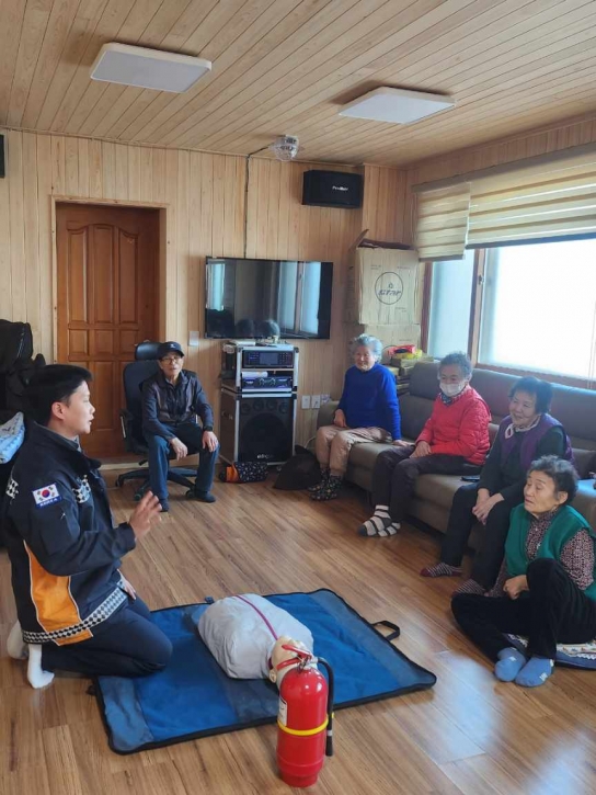 당진소방서, 경로당에서도 배우는 “심폐소생술” 교육