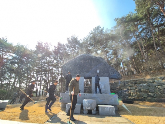 홍성군, 특수임무 유공자회 홍성군지회와 충령사 봄단장