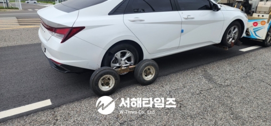 당진 석문산업단지 맨홀 뚜껑 함몰로 차량 2대 파손... 재발 방지 대책 시급