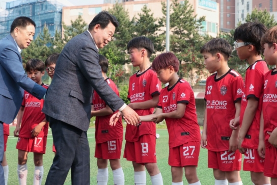 오성환 당진시장, 2025 충남도민체전 선수단 격려